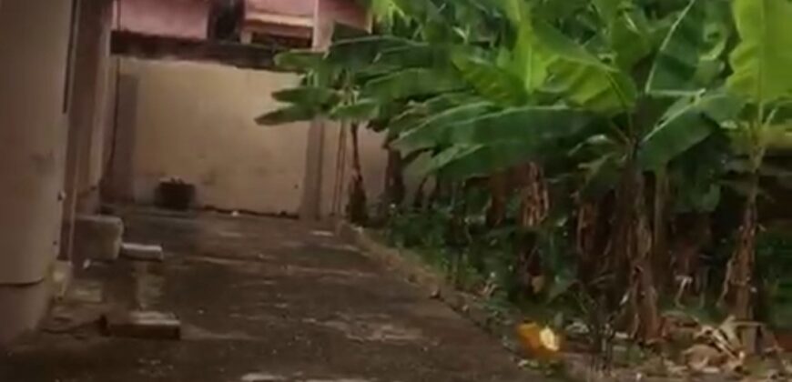 6-Bedroom House for Sale